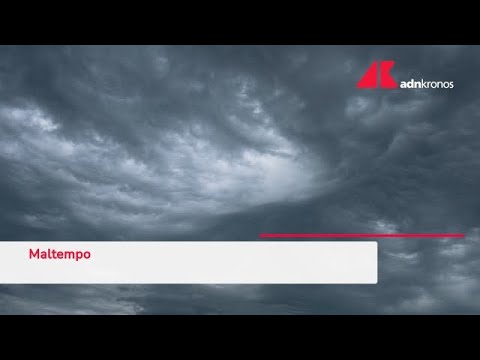 Temporali e bombe dacqua sullItalia allerta maltempo in 14 regioni Temporali e bombe dacqua sullItalia allerta maltempo in 14 regioni