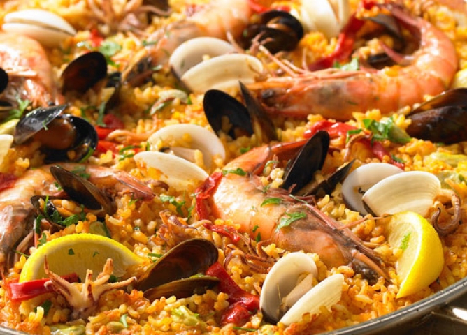 mixed seafood paella