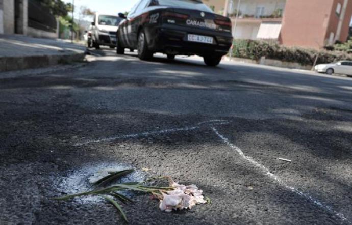 1477040874603.jpg tragedia nel catanese fa manovra con l auto investe e uccide la figlia di 18 mesi