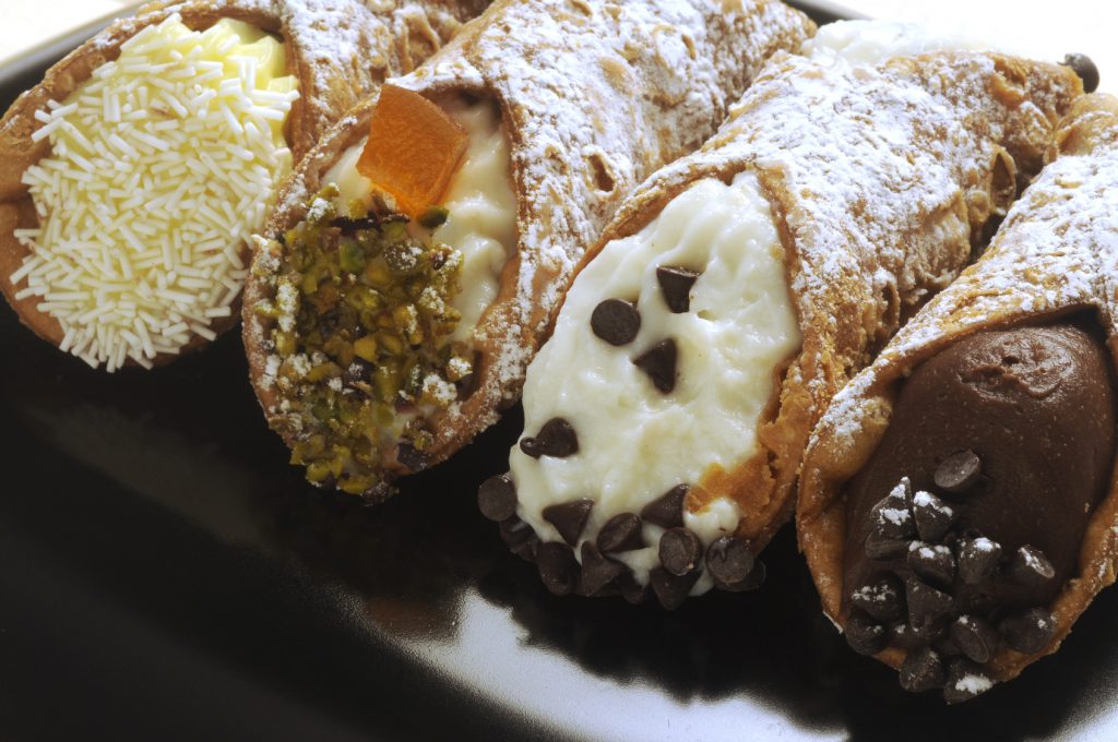 cannolo siciliano