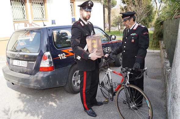 Carabinieri bicicletta