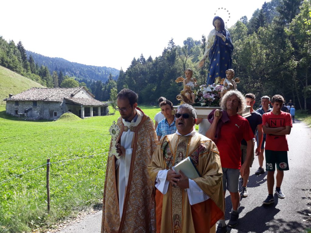 processione valpiana