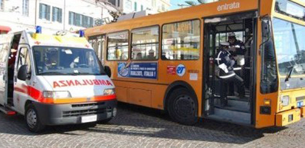 autobus ambulanza e1372532313809 2