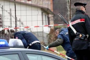 Accoltellata e uccisa a Tolentino in un parco lassassino sarebbe lex marito Accoltellata e uccisa a Tolentino in un parco lassassino sarebbe lex marito