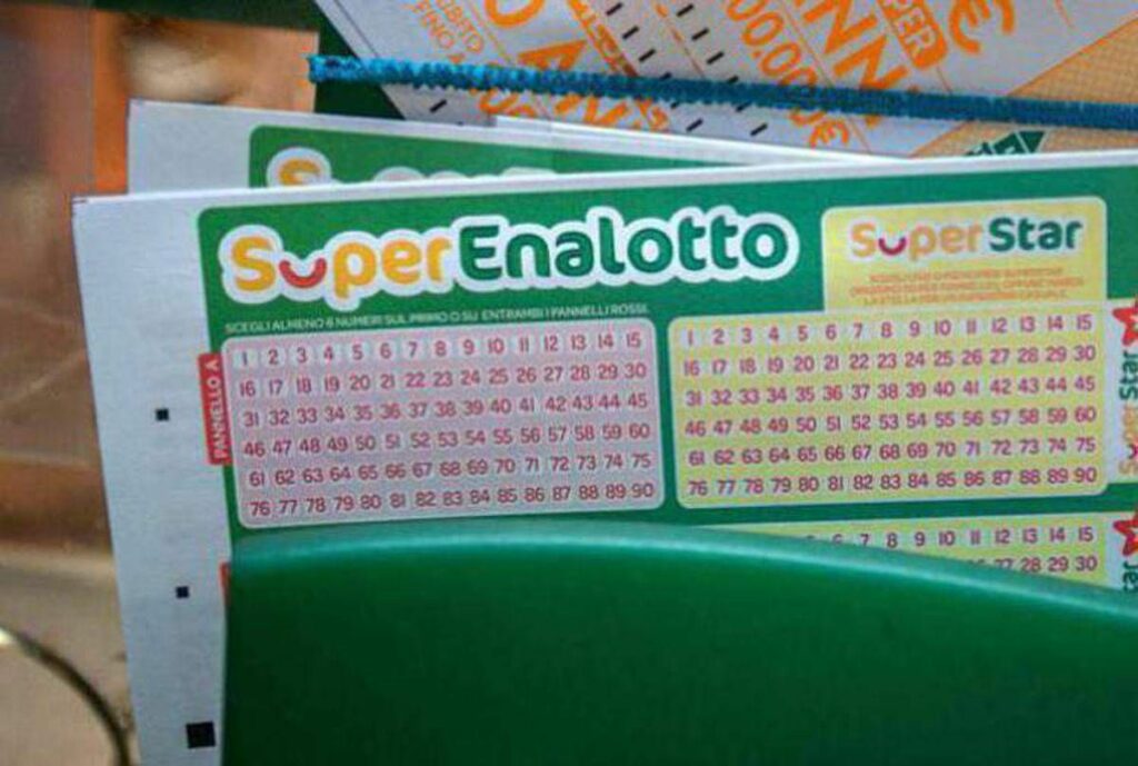 SuperEnalotto numeri combinazione vincente oggi 3 luglio SuperEnalotto numeri combinazione vincente oggi 3 luglio