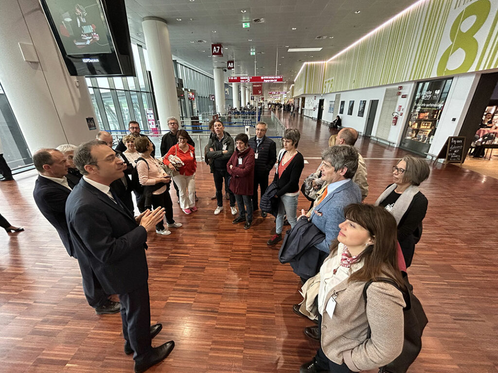 Visita dei consiglieri comunali di Bergamo in aeroporto