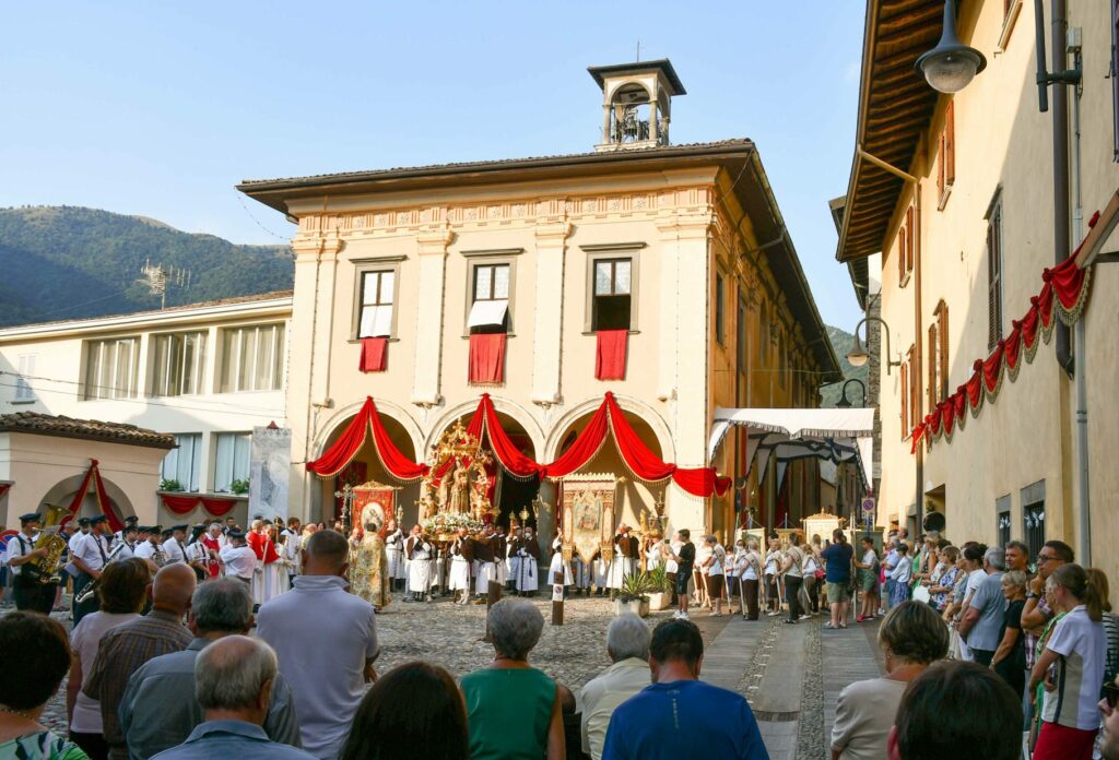 MADONNA DEL CARMINE, A GANDINO CELEBRAZIONI, TEATRO E MUSICA LIRICA