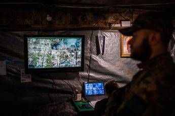 Ucraina lancia operazione contro bombardieri russi Distrutti 40 aerei Ucraina lancia operazione contro bombardieri russi Distrutti 40 aerei