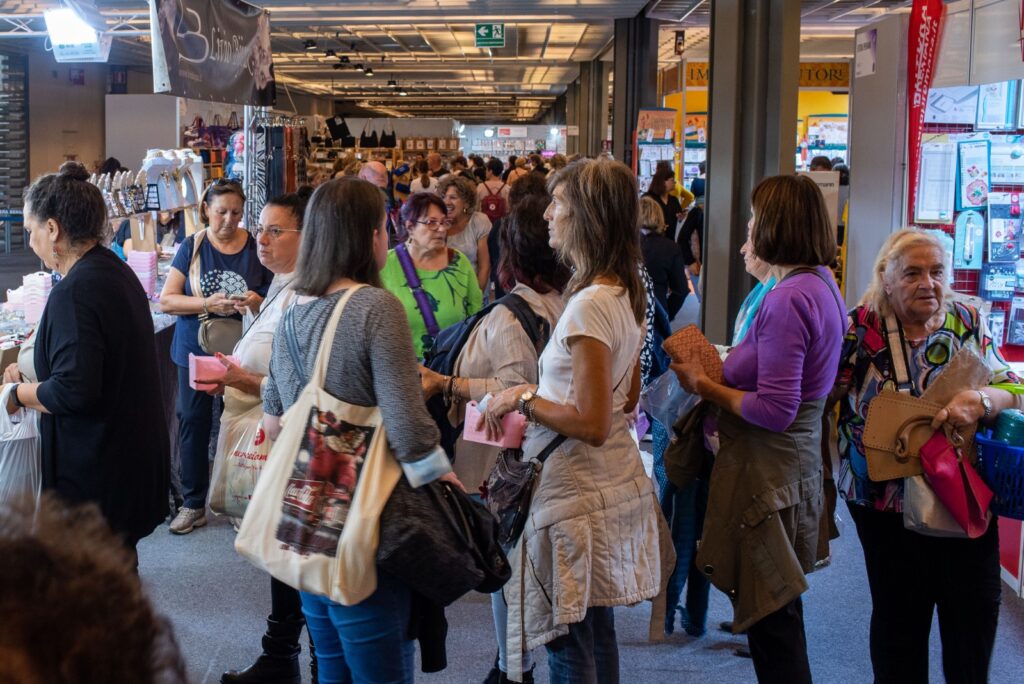 Creattiva conquista anche Firenze: in diecimila per il salone nazionale di Promoberg dedicato alle arti manuali