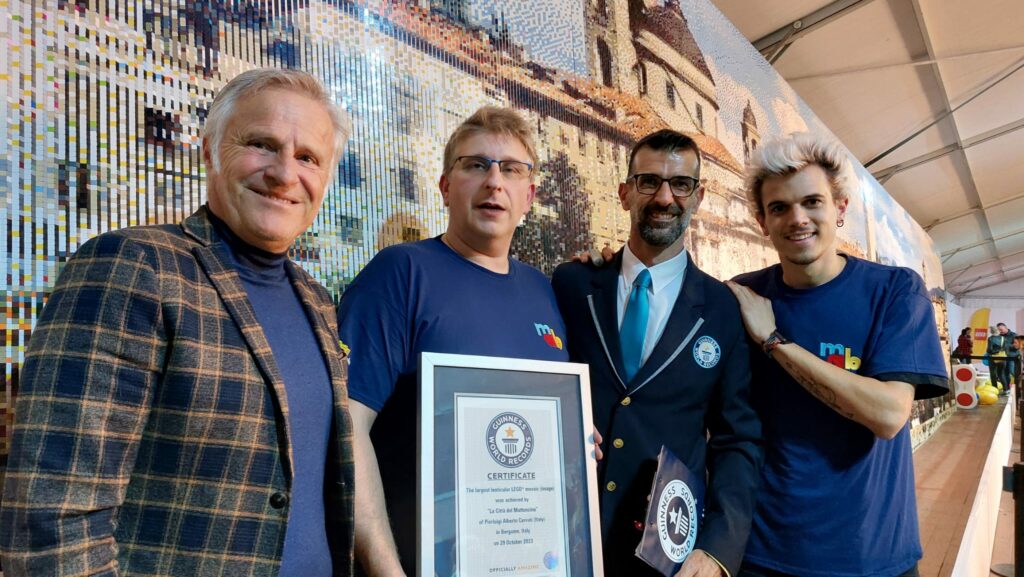 Con il Mosaico lenticolare LEGO® più grande del mondo, alla Campionaria è Guinness World Record®