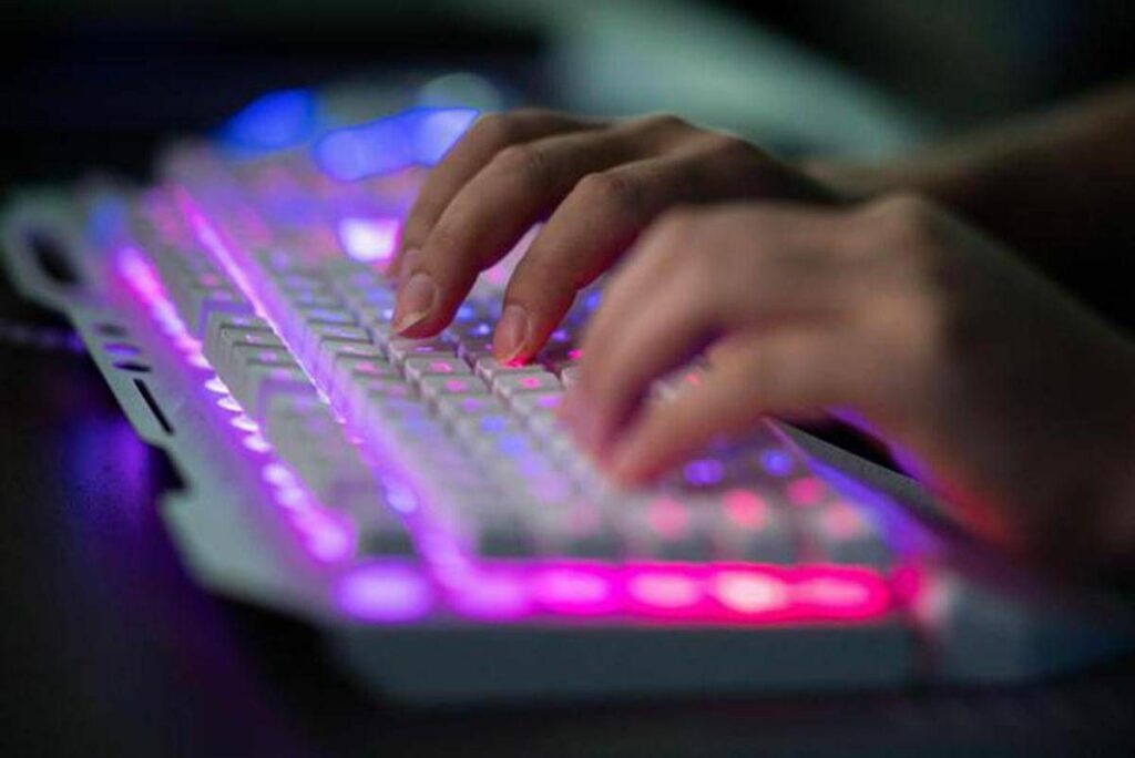 Copyright su immagine e voce per tutti lidea della Danimarca contro i deepfake IA Copyright su immagine e voce per tutti lidea della Danimarca contro i deepfake IA