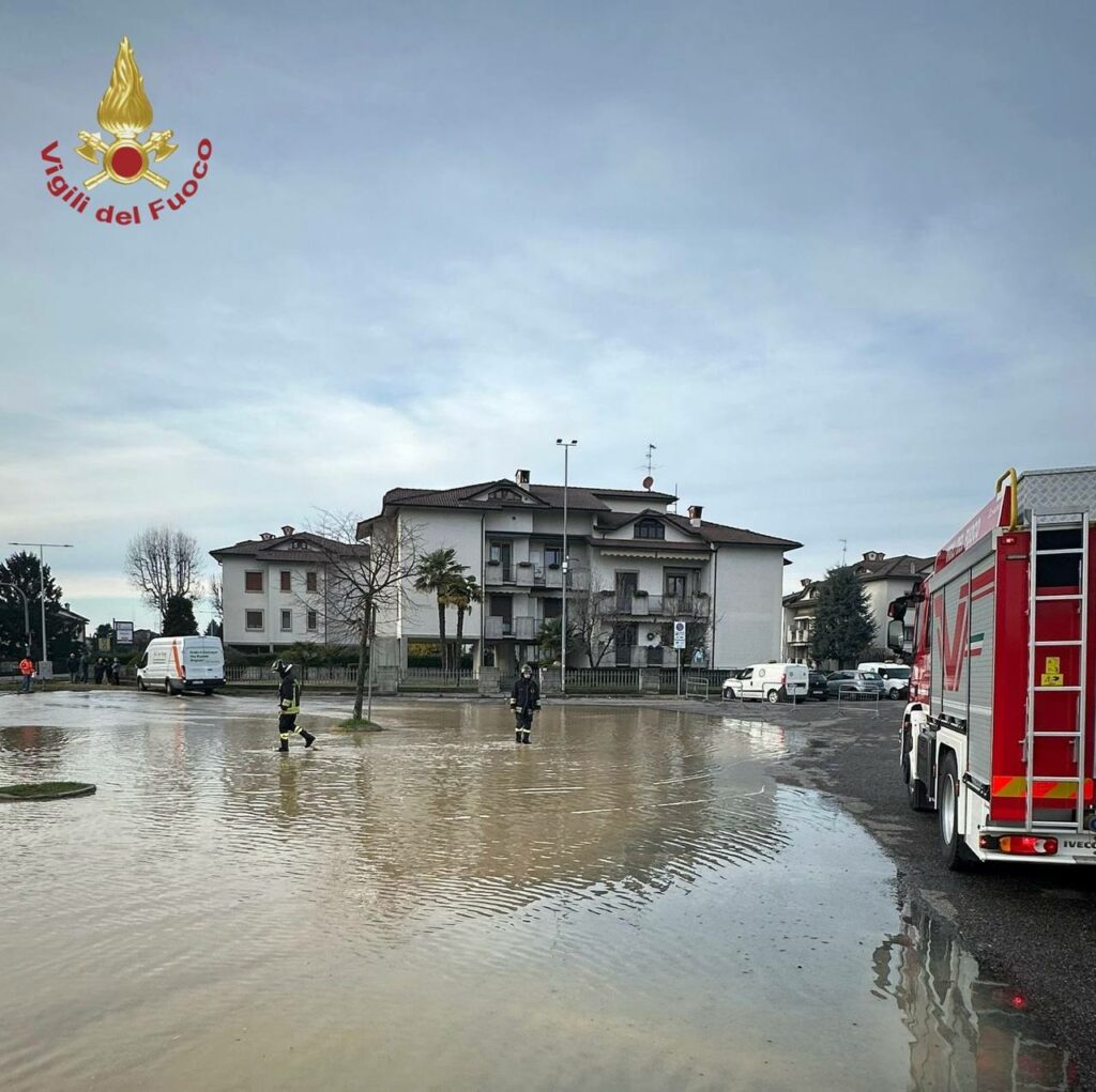 Critica perdita d'acqua: intervento dei Vigili del Fuoco