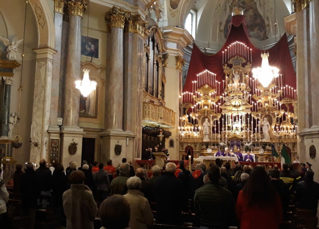 Sacro Triduo, torna l’apparato nella chiesa parrocchiale di Leffe