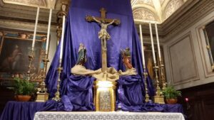 Torna in chiesa a Barzizza il Crocifisso Fantoniano