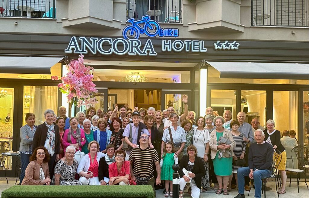 Un successo la settimana di vacanza a Cattolica dei 60 anziani delle Magnifiche Valli