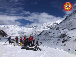 Formazione su ghiaccio e terreno misto: nuovi tecnici di Soccorso Alpino