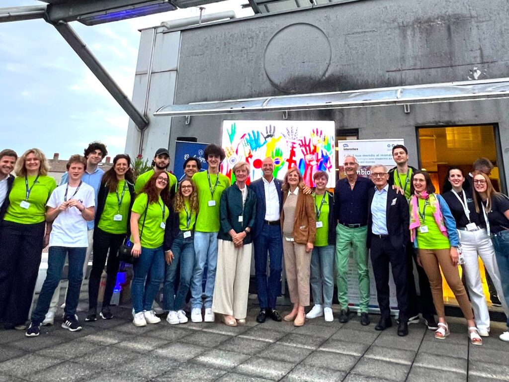 Confartigianato Bergamo e Intercultura: festa per i 10 anni di collaborazione a favore dei giovani studenti