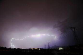 Caldo estremo in pausa scatta lallerta temporali ecco le regioni a rischio Caldo estremo in pausa scatta lallerta temporali ecco le regioni a rischio