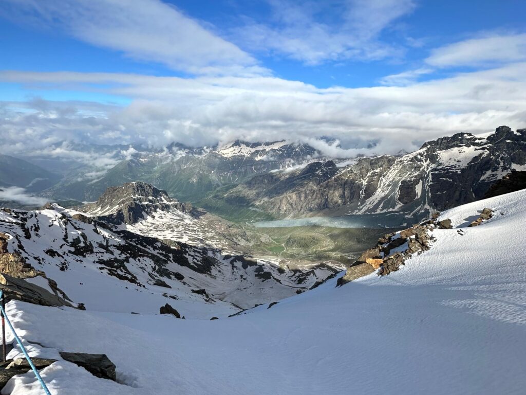 Neve su alcuni sentieri del nord Italia: un appello alla prudenza dal Soccorso Alpino e dal Club Alpino Italiano