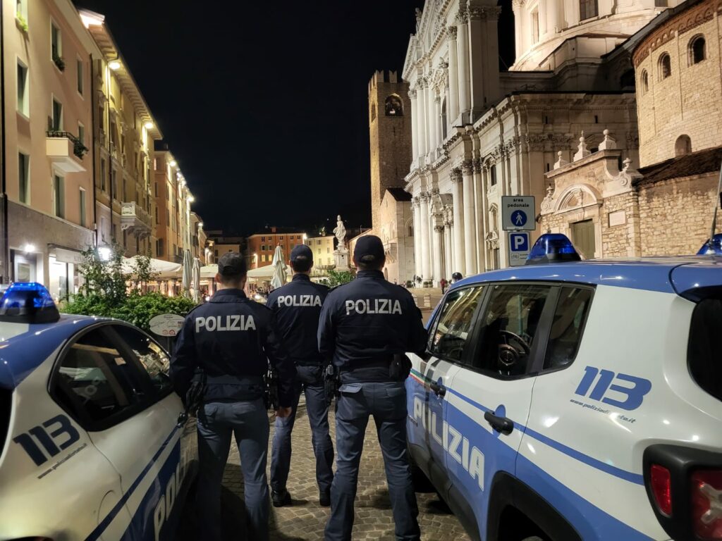 polizia sera notte