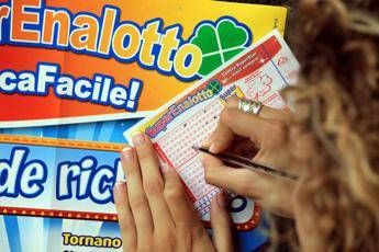 Superenalotto numeri combinazione vincente oggi 13 maggio Superenalotto numeri combinazione vincente oggi 13 maggio