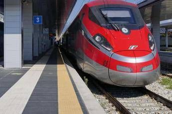 Treni sciopero nazionale del personale Fs il 23 maggio orario chi si ferma Treni sciopero nazionale del personale Fs il 23 maggio orario chi si ferma
