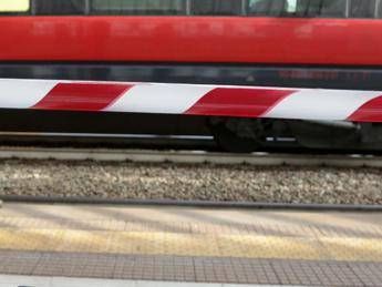 Monza 14enne investita e uccisa da un treno a Cesano Maderno Monza 14enne investita e uccisa da un treno a Cesano Maderno