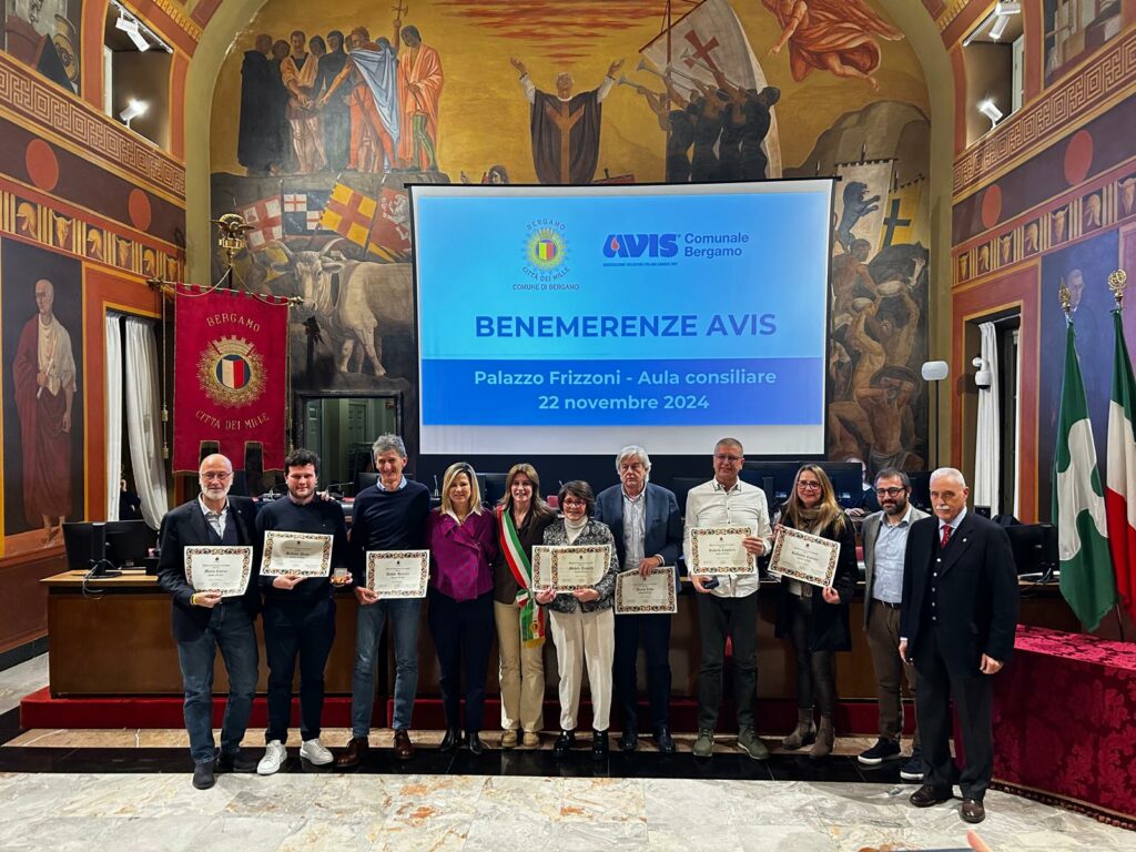 04. Premiati Avis Comunale Bergamo Consegna Benemerenze Civiche 22nov24