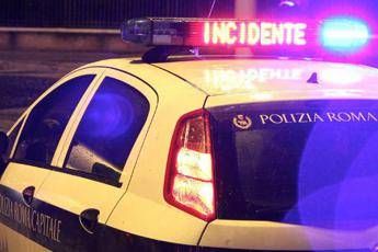 Roma incidente tra scooter e un mezzo dellEsercito un morto Roma incidente tra scooter e un mezzo dellEsercito un morto