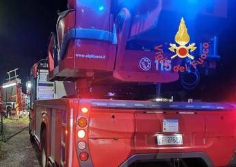 Incendio in appartamento a Sesto San Giovanni morto un 60enne ipotesi omicidio