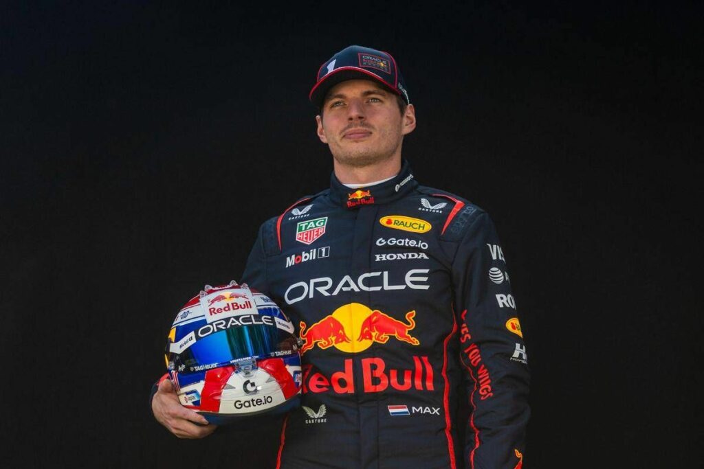 Formula 1 oggi Gp Silverstone orario griglia di partenza e dove vederlo in tv in chiaro Formula 1 oggi Gp Silverstone orario griglia di partenza e dove vederlo in tv in chiaro