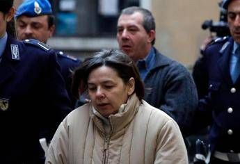 Strage di Erba no Cassazione a revisione Riscontri innumerevoli prove solide Strage di Erba no Cassazione a revisione Riscontri innumerevoli prove solide