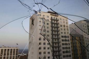 Ucraina ondata di droni Kiev sulla Russia Mosca chiude gli aeroporti Ucraina ondata di droni Kiev sulla Russia Mosca chiude gli aeroporti