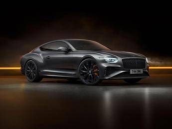 Bentley Black Edition anima oscura e potenza ibrida per Continental GT e Flying Spur Bentley Black Edition anima oscura e potenza ibrida per Continental GT e Flying Spur