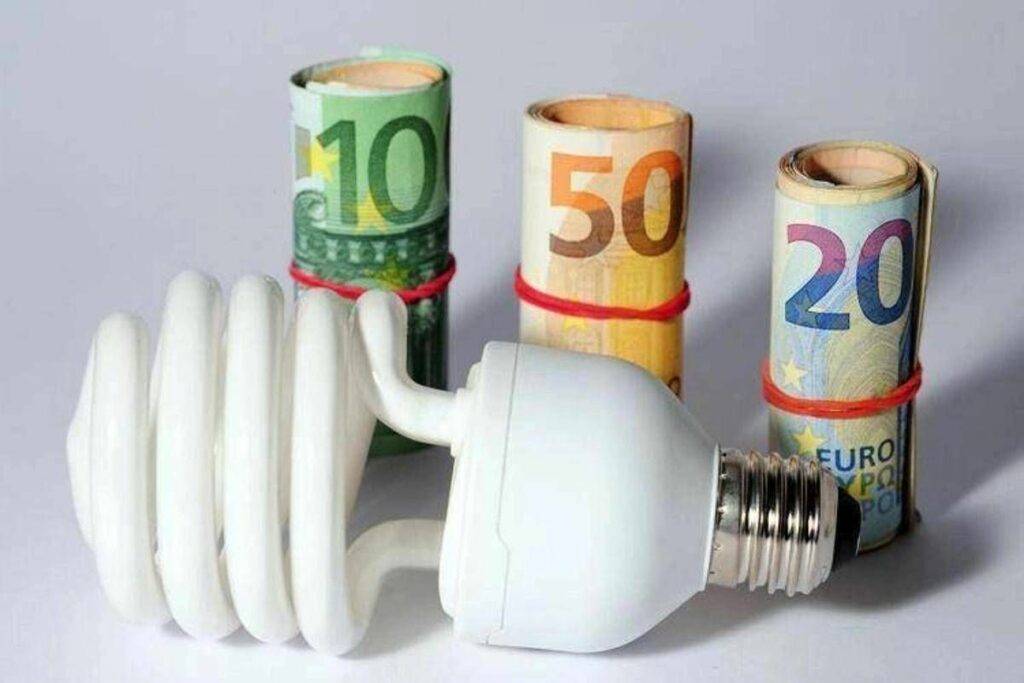 Bolletta luce nel terzo trimestre 19 per clienti vulnerabili in maggior tutela Bolletta luce nel terzo trimestre 19 per clienti vulnerabili in maggior tutela
