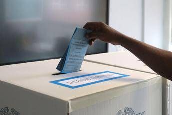 Comunali ballottaggi in 13 comuni alle 12 affluenza all1188 Comunali ballottaggi in 13 comuni alle 12 affluenza all1188