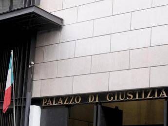 Genova denuncio aggressione fascista sindacalista Cgil indagato per simulazione di reato Genova denuncio aggressione fascista sindacalista Cgil indagato per simulazione di reato