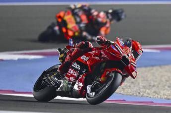 MotoGp Marquez domina la Sprint. Secondo il fratello Alex lontano Bagnaia MotoGp Marquez domina la Sprint. Secondo il fratello Alex lontano Bagnaia