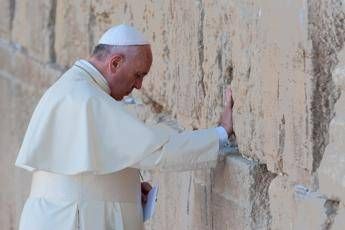 Papa Francesco. Boni Comunita ebraica milanese Un uomo buono sapeva entrare nel cuore delle persone Papa Francesco. Boni Comunita ebraica milanese Un uomo buono sapeva entrare nel cuore delle persone