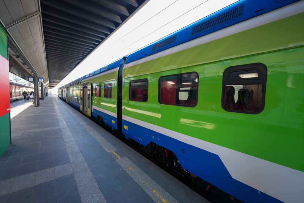 treni TAF Trenord 2 2 treni TAF Trenord 2 2
