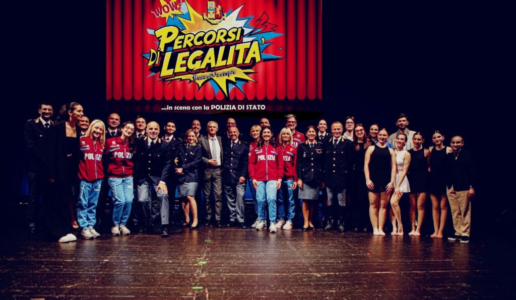 A Brescia lo spettacolo Percorsi di legalita in scena con la Polizia di Stato A Brescia lo spettacolo Percorsi di legalita in scena con la Polizia di Stato