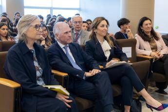 Benessere psicologico dei giovani Campus Bio Medico al fianco degli studenti Benessere psicologico dei giovani Campus Bio Medico al fianco degli studenti