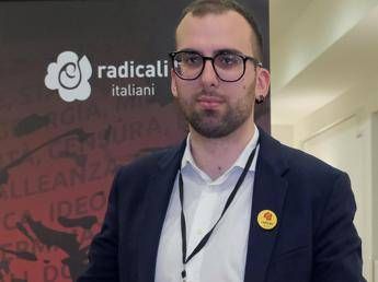 Cannabis Radicali Italiani Arrestato il nostro segretario Cannabis Radicali Italiani Arrestato il nostro segretario
