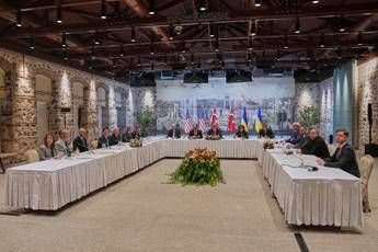 Colloqui Ucraina Russia a Istanbul cronaca di un negoziato destinato al fallimento Colloqui Ucraina Russia a Istanbul cronaca di un negoziato destinato al fallimento