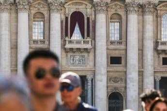 Conclave elegge Prevost nuovo Papa lannuncio con lhabemus papam Conclave elegge Prevost nuovo Papa lannuncio con lhabemus papam