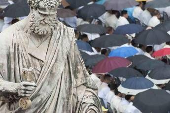 Conclave la barba di San Pietro perche i papi lhanno quasi sempre rasata Conclave la barba di San Pietro perche i papi lhanno quasi sempre rasata