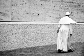 Conclave tutti i titoli del papa tra storia fede e potere Conclave tutti i titoli del papa tra storia fede e potere