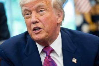 Dazi furia di Trump sulle Barbie mentre grazia le auto extra lusso Dazi furia di Trump sulle Barbie mentre grazia le auto extra lusso