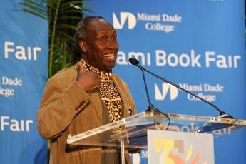 E morto Ngugi wa Thiongo gigante della letteratura africana E morto Ngugi wa Thiongo gigante della letteratura africana