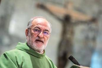 Elezione nuovo Papa via al Conclave chi e il cardinale Cristobal Lopez Romero